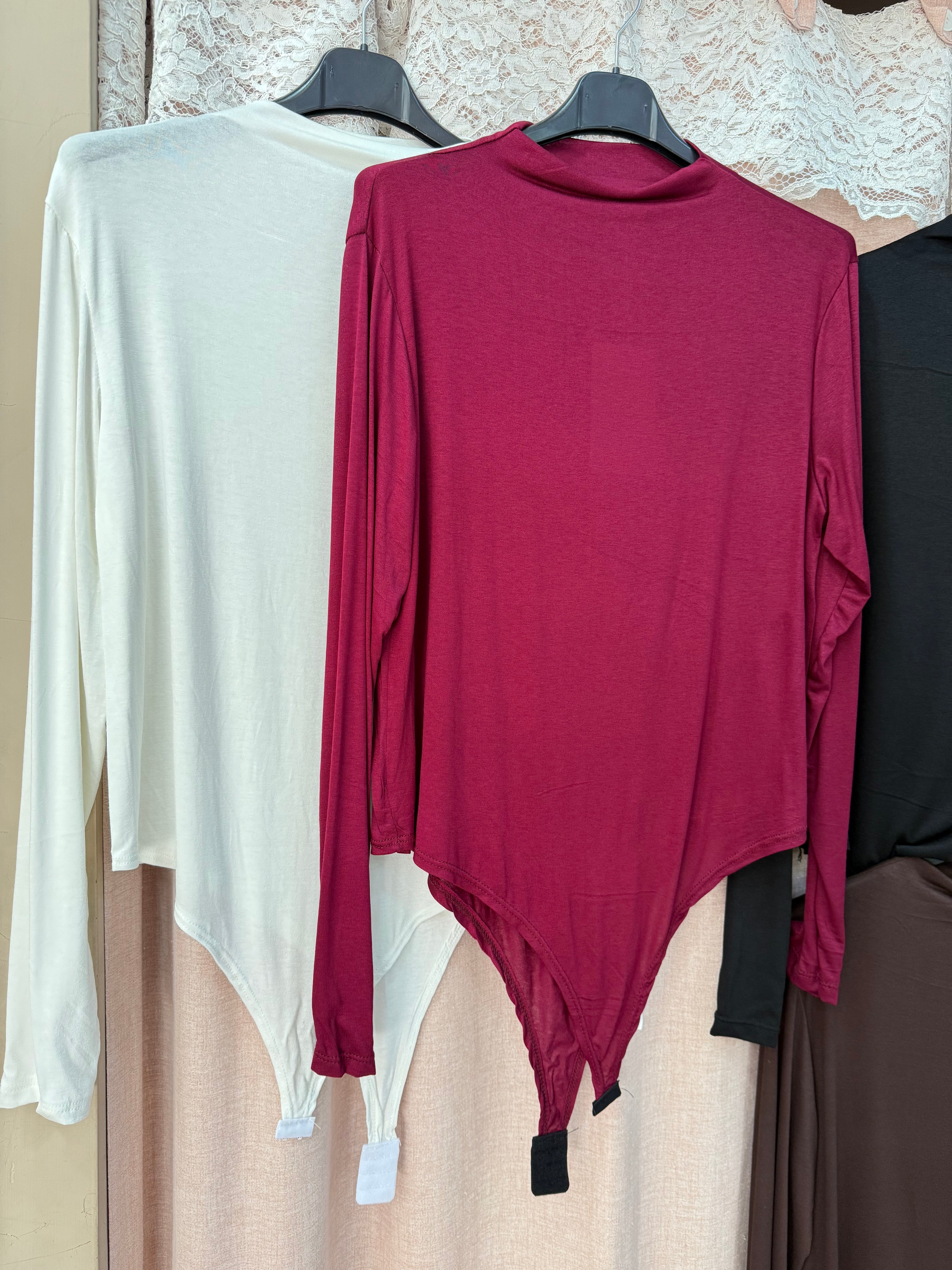 Body semitrasparente Curvy